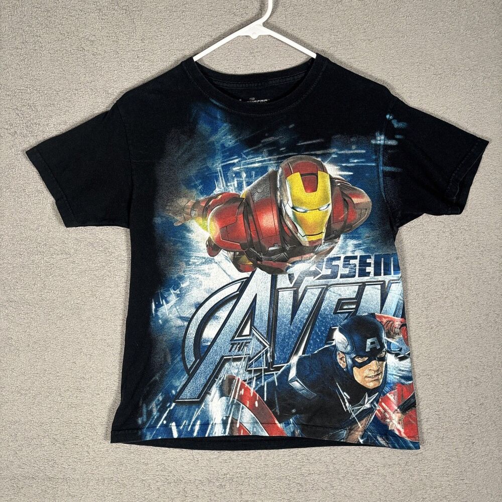 Marvel Avengers T Shirt Boys Size Medium Double Sided 2012 Wrap Around Graphic